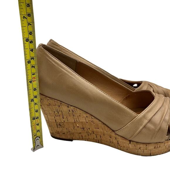 Sofft Women's Olwen Peep Toe Wedges Light Tan Leather Size 8M - Picture 7 of 12
